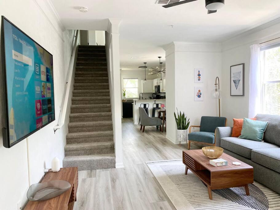 Sanctuary Gainesville Bright 2 Bedroom King Condo Extérieur photo
